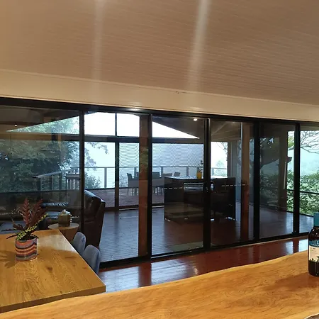 Escarpment Retreat & Day Spa For Couples-2